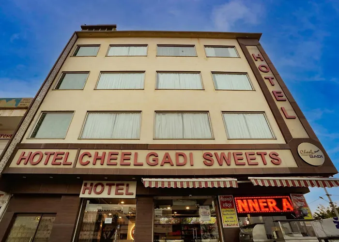 Hotel Cheelgadi Jaipur